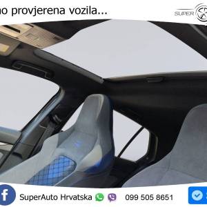 VW Golf 8 R 2.0 TSI 4M Aut. 333 KS, PANO+BLACK+KAM+GR SJED+ACC+LANE+AKRAPOVIC