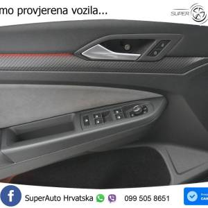 VW Golf 8 Variant 2.0 TSI Aut. 2xR-Line 190 KS, ACC+LED+KAM+GR SJED+VIRT+ASIST