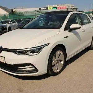 VW Golf VIII 1.5 TSi Style *PANORAMA, LED, NAVIGACIJA*
