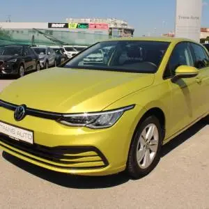 VW Golf VIII 2.0 TDi *LED, NAVIGACIJA, KAMERA*