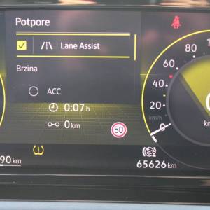 VW Golf VIII 2.0 TDi *LED, NAVIGACIJA, KAMERA*