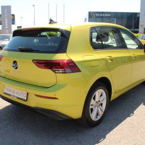 VW Golf VIII 2.0 TDi *LED, NAVIGACIJA, KAMERA*