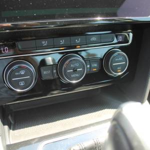 VW Passat 2.0 TDi DSG *LED, NAVIGACIJA*