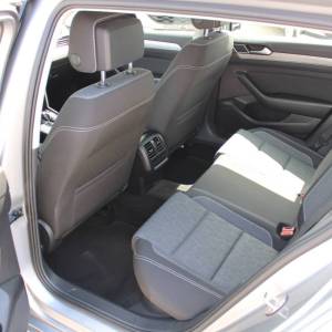 VW Passat Variant 2.0 TDi DSG *LED, NAVIGACIJA, KAMERA*