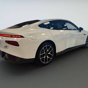 XPENG P7 Performance AWD