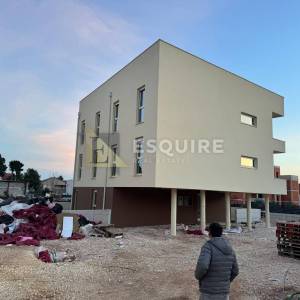 ZADAR - BILI BRIG Dvosoban stan S1 u prizemlju s vrtom - 89m2