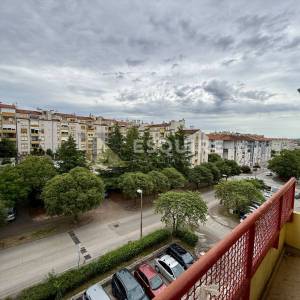 Zadar - Bili brig, namješten i opremljen trosoban stan od 92,42 m² na 4. katu/lift!!