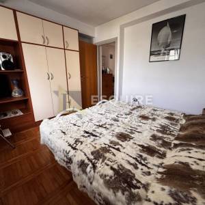 ZADAR-BORIK, duplex kuća na odličnoj lokaciji sa dva stana!!