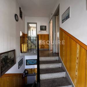 ZADAR-BORIK, duplex kuća na odličnoj lokaciji sa dva stana!!