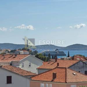 ZADAR - BORIK - Dvosoban penthouse na top lokaciji - 95m2