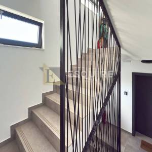 ZADAR - BORIK - Dvosoban penthouse na top lokaciji - 95m2