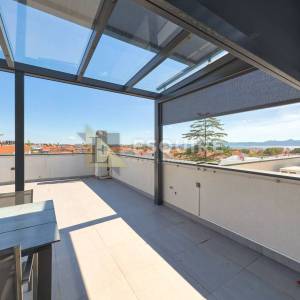 ZADAR - BORIK - Dvosoban penthouse na top lokaciji - 95m2