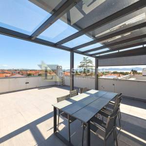 ZADAR - BORIK - Dvosoban penthouse na top lokaciji - 95m2
