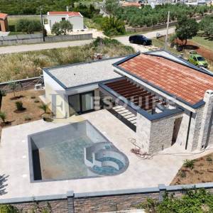 ZADAR - DEBELJAK Trosobna vila s bazenom - 145m2
