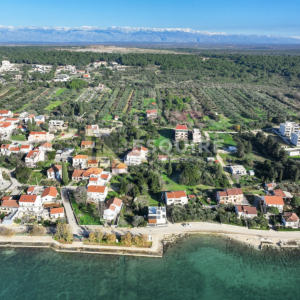 ZADAR - DIKLO - Četverosobna vila 1. red do mora - 150m2