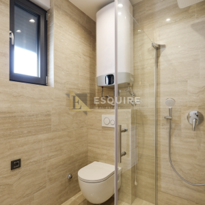 ZADAR - DIKLO - Četverosobna vila 1. red do mora - 150m2