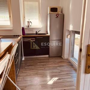 ZADAR - DIKLO - Dvosoban stan s velikim vrtom 100m od mora - 85m2