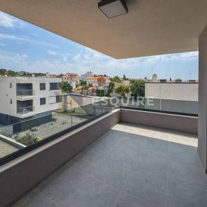 ZADAR - DIKLO Dvosoban stan S7 II red do mora - 95m2