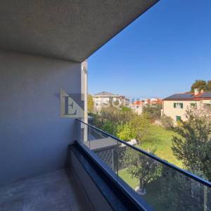 ZADAR - DIKLOVAC - Dvosoban stan S2 na 1. katu - 73m2