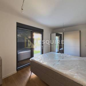ZADAR - DIKLOVAC - Trosoban namješten stan s vrtom i krovnom terasom - 141m2
