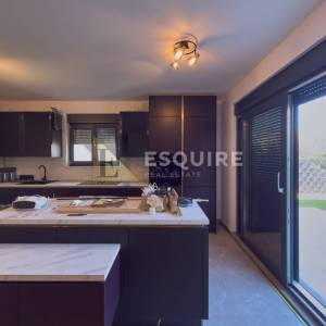 ZADAR - DIKLOVAC - Trosoban namješten stan s vrtom i krovnom terasom - 141m2