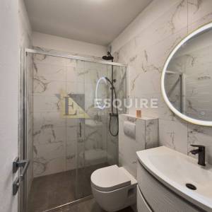 ZADAR - DIKLOVAC - Trosoban namješten stan s vrtom i krovnom terasom - 141m2