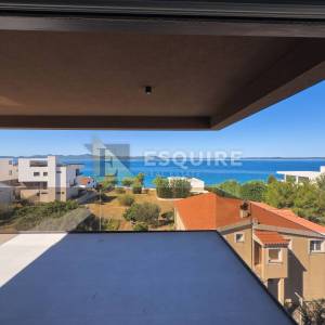 ZADAR - KOŽINO Luksuzan četverosoban penthouse S4 s grijanim bazenom na krovnoj terasi, 100m od mora - 265m2