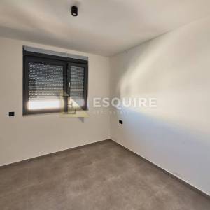 ZADAR - KOŽINO Luksuzan četverosoban penthouse S4 s grijanim bazenom na krovnoj terasi, 100m od mora - 265m2