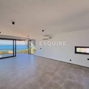 ZADAR - KOŽINO Luksuzan četverosoban penthouse S4 s grijanim bazenom na krovnoj terasi, 100m od mora - 265m2