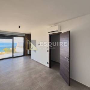 ZADAR - KOŽINO Luksuzan četverosoban penthouse S4 s grijanim bazenom na krovnoj terasi, 100m od mora - 265m2