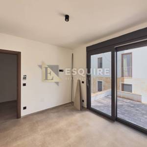ZADAR - KOŽINO Luksuzan četverosoban stan S1 s grijanim bazenom, 100m od mora - 227m2