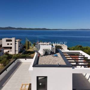 ZADAR - KOŽINO Luksuzan trosoban stan S3 s panoramskim pogledom, 100m od mora - 125m2