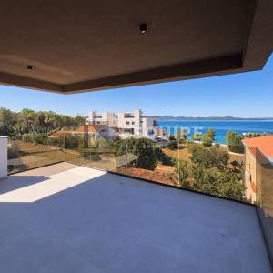 ZADAR - KOŽINO Luksuzan trosoban stan S3 s panoramskim pogledom, 100m od mora - 125m2