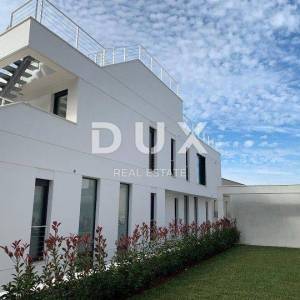 ZADAR, KOŽINO - Luksuzni dvoetažni apartman na vrhunskoj lokaciji