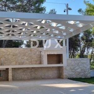 ZADAR, KOŽINO - Luksuzni dvoetažni apartman na vrhunskoj lokaciji
