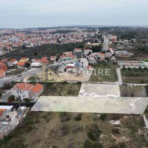 ZADAR - OBILAZNICA - Atraktivno građevinsko zemljište s projektom - 3200m2