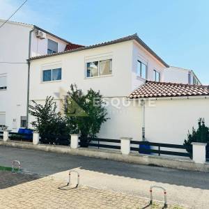 ZADAR-PETRČANE Apartmanska kuća s 5 apartmana i stanom