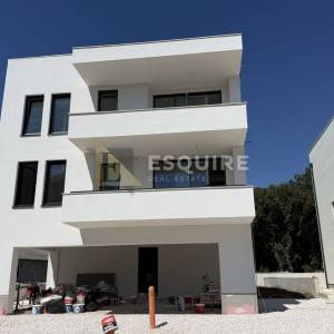 ZADAR – PETRČANE, Ekskluzivan penthouse S4 s krovnom terasom i panoramskim pogledom na more!!