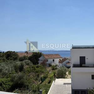 ZADAR – PETRČANE, Ekskluzivan penthouse S4 s krovnom terasom i panoramskim pogledom na more!!