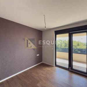 ZADAR - PETRČANE - Luksuzni trosobni dvoetažni apartman s krovnom terasom i pogledom na more!!