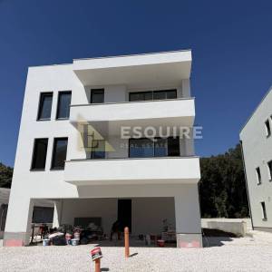 ZADAR – PETRČANE, stan u prizemlju S1 od 79 m2!!