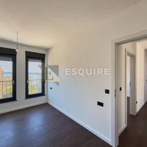 ZADAR - PLOVANIJA - Luksuzna obiteljska vila s panoramskim pogledom - 210m2