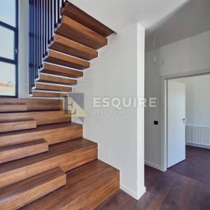 ZADAR - PLOVANIJA - Luksuzna obiteljska vila s panoramskim pogledom - 210m2