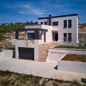 ZADAR - PLOVANIJA - Luksuzna obiteljska vila s panoramskim pogledom - 210m2