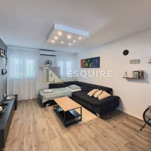 ZADAR - POLUOTOK - Dvosoban stan u visokom prizemlju - 72m2