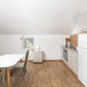 ZADAR - POSEDARJE Impozantna villa sa bazenom - 280m2