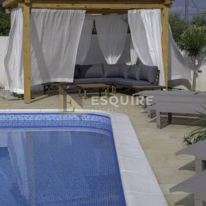 ZADAR - POSEDARJE Impozantna villa sa bazenom - 280m2