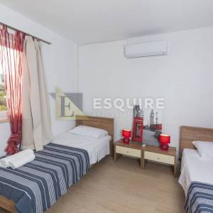 ZADAR - POSEDARJE Impozantna villa sa bazenom - 280m2