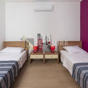 ZADAR - POSEDARJE Impozantna villa sa bazenom - 280m2