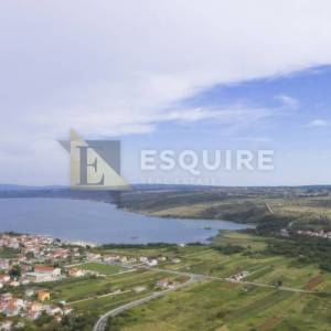 ZADAR - POSEDARJE Impozantna villa sa bazenom - 280m2